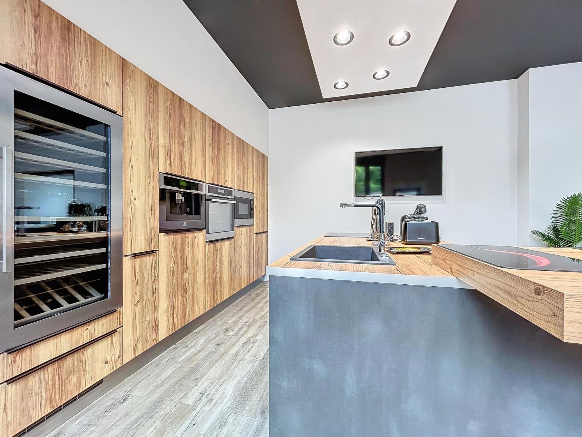 Montluçon Loft Terrasse Avec Spa Proche Centre Historique מראה חיצוני תמונה