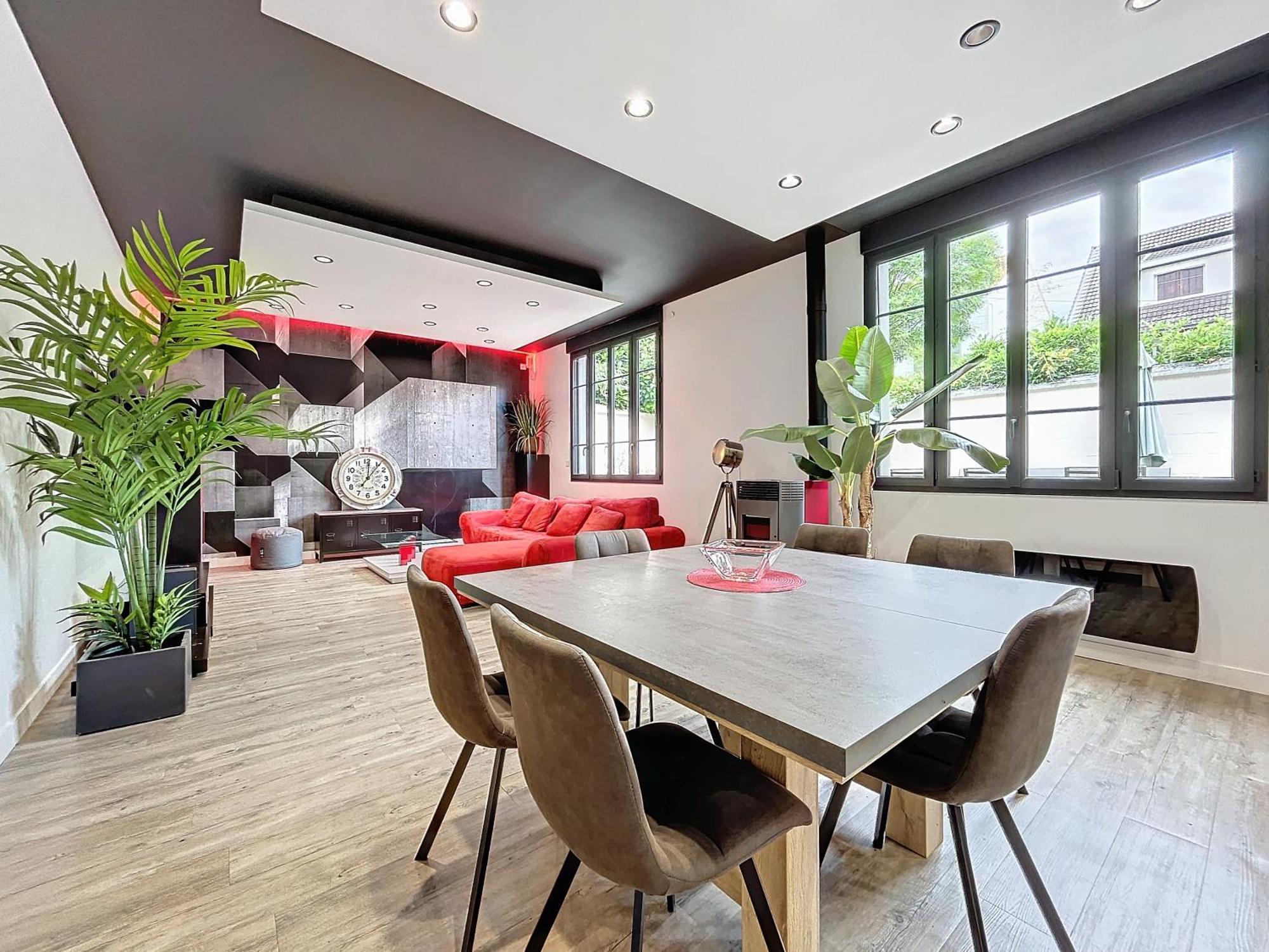 Montluçon Loft Terrasse Avec Spa Proche Centre Historique מראה חיצוני תמונה