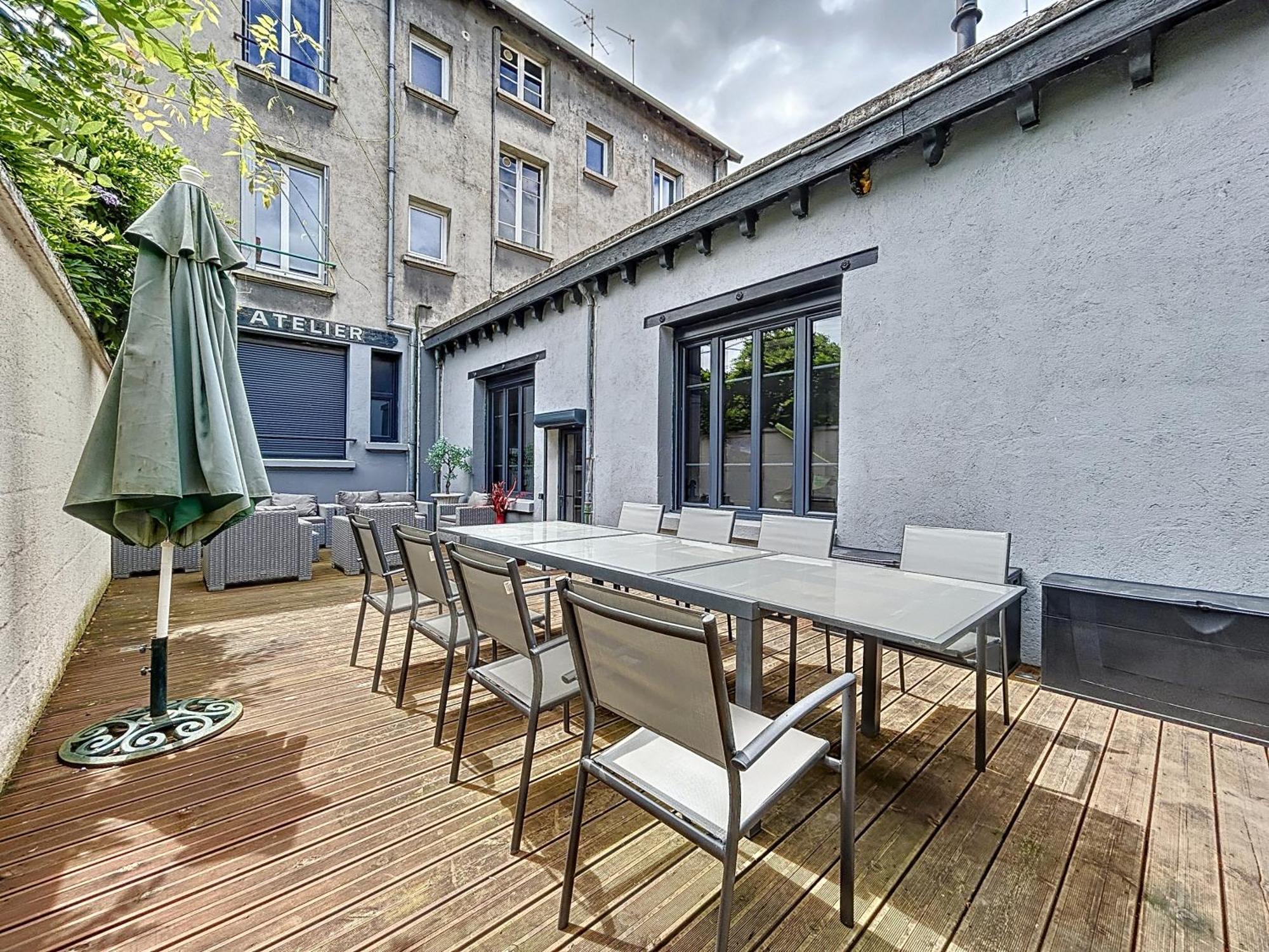 Montluçon Loft Terrasse Avec Spa Proche Centre Historique מראה חיצוני תמונה